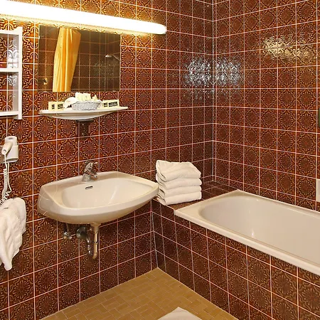 酒店 & Restaurant Wastlwirt 4*