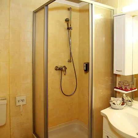 Szálloda & Restaurant Wastlwirt