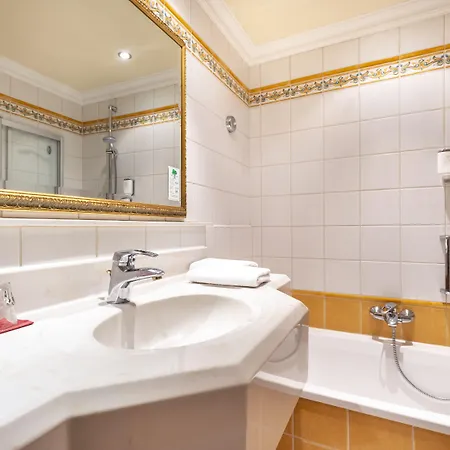 Szálloda & Restaurant Wastlwirt Sankt Michael im Lungau