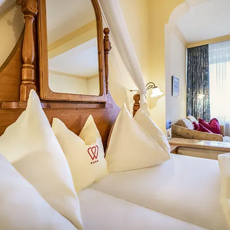 & Restaurant Wastlwirt Sankt Michael im Lungau