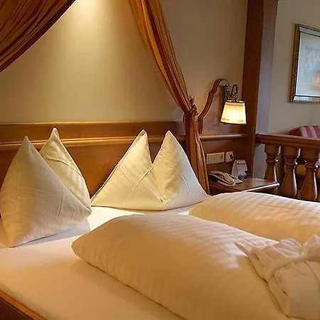 & Restaurant Wastlwirt 圣迈克尔隆高