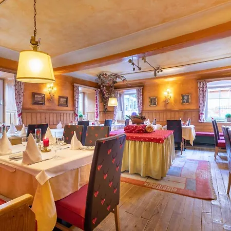 & Restaurant Wastlwirt 圣迈克尔隆高