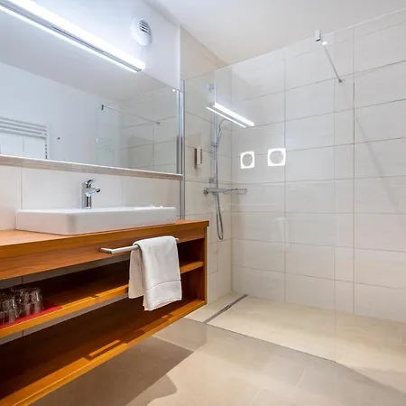 & Restaurant Wastlwirt 酒店